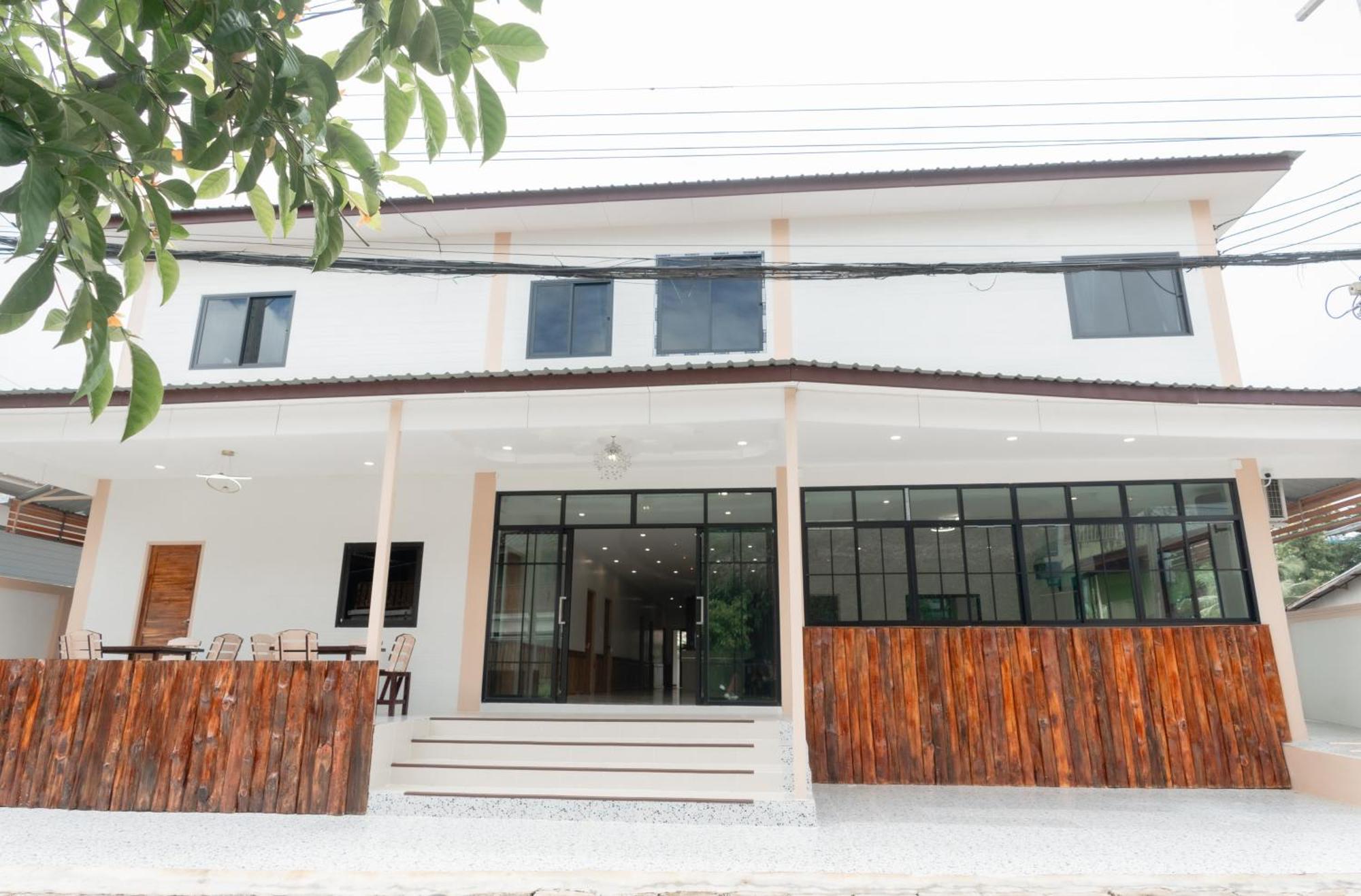 Chotika Hotel โรงแรมโชติกา ณ เชียงคาน Екстер'єр фото