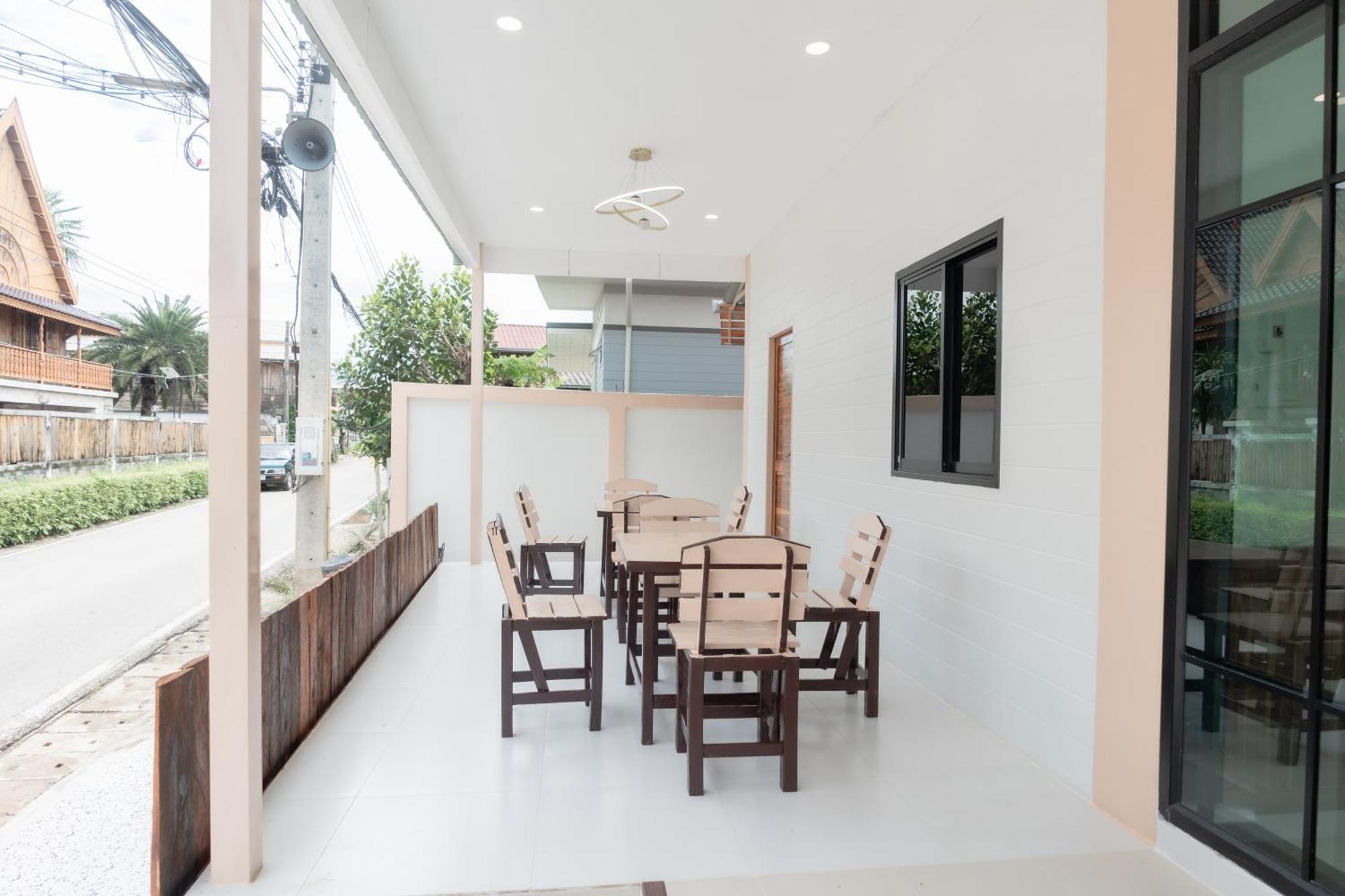 Chotika Hotel โรงแรมโชติกา ณ เชียงคาน Екстер'єр фото